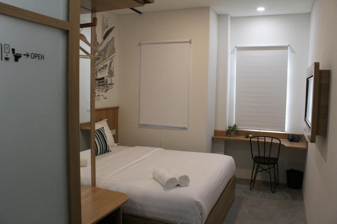 Casa Living Senayan Hotel Джакарта Екстериор снимка